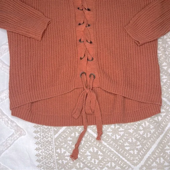 Long Sleeve Lace Up Tie Sweater - Picture 8 of 8